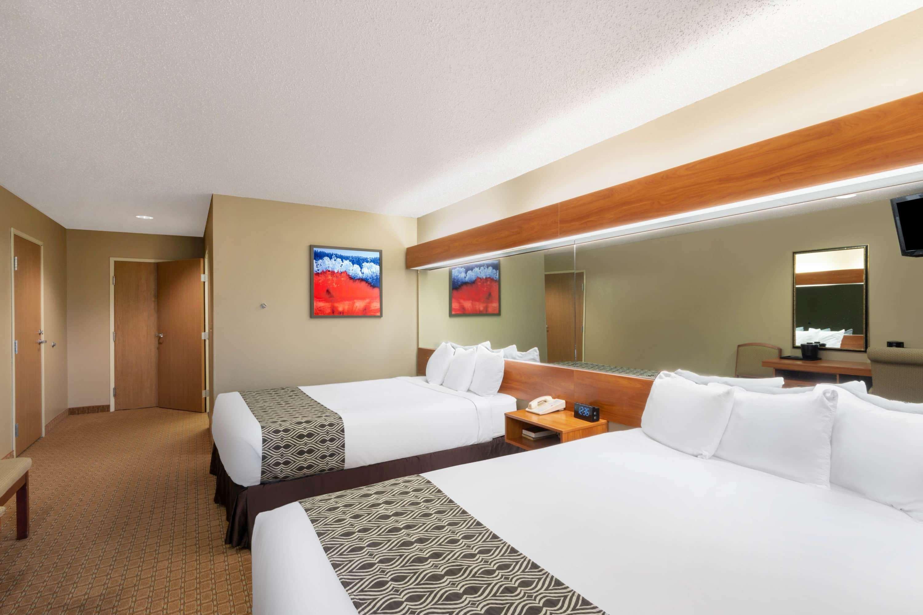 Microtel Inn&Suites Raton Exterior foto